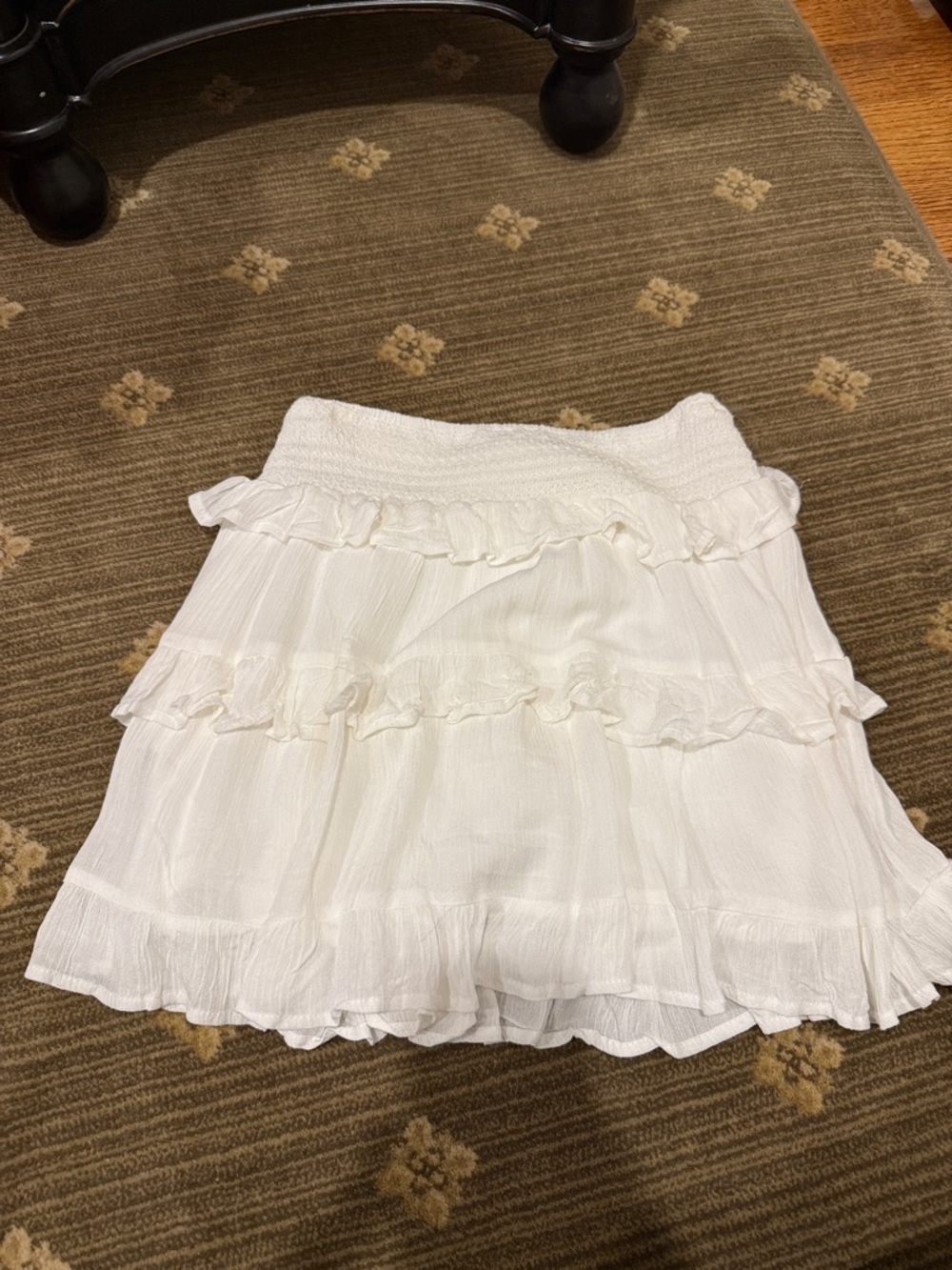 ILLA ILLA White Ruffled Smocked Waist Skirt